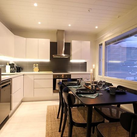רובניימי Arctic Circle Holiday Homes מראה חיצוני תמונה